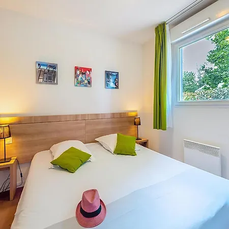 5-guest With Terrace In Loire Tatil Evi