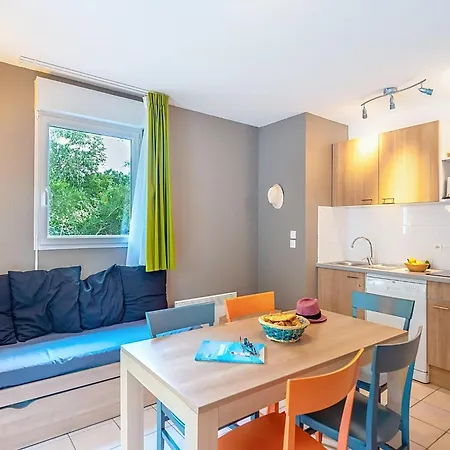 5-guest With Terrace In Loire * Saumur
